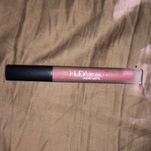 Matte liquid Huda beauty lipstick